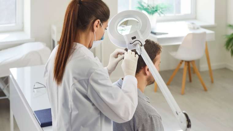 Dermatologist Near Alexandria, Virginia, For Hair Loss And Scalp Issues
