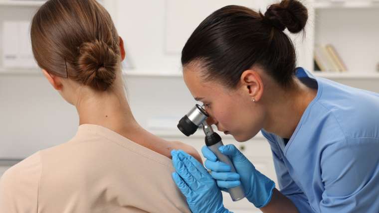 Same-Day Skin Cancer Screenings in Vienna, VA: Should You Get That Mole Checked?