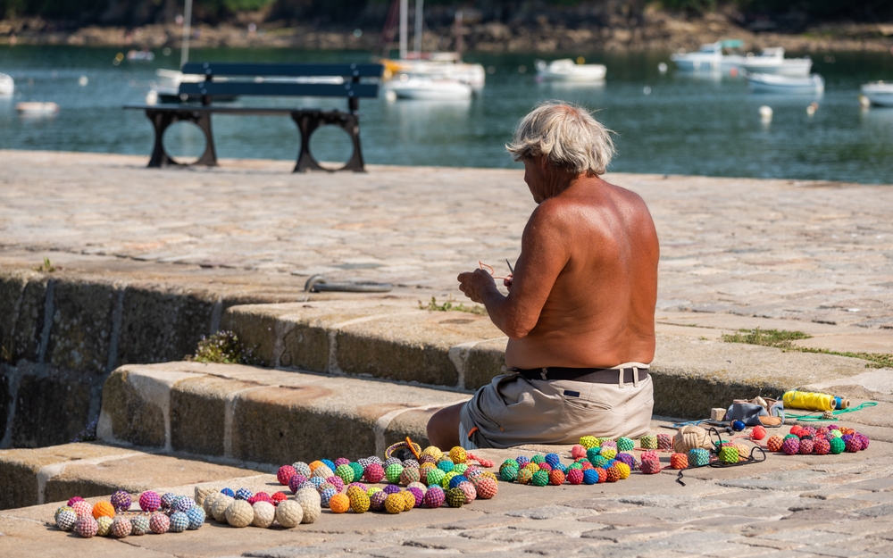 Does Lifetime Sun Exposure Actually Matter More Than Individual Bad Sunburns?
